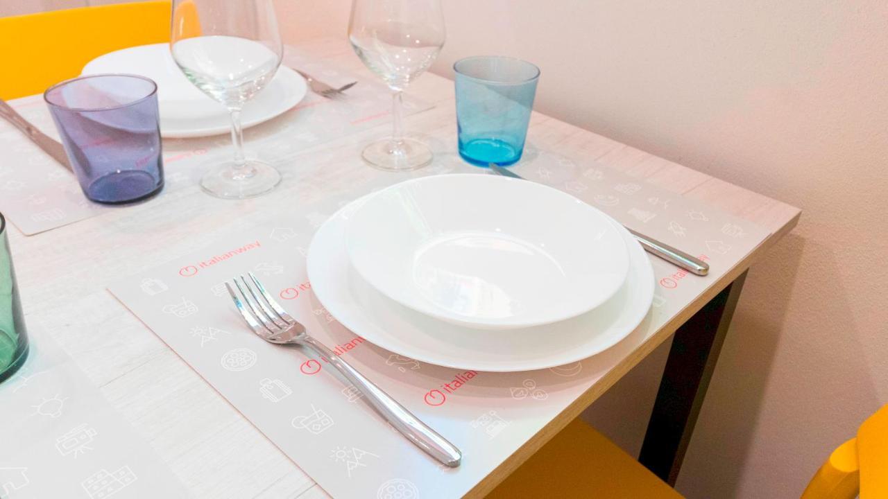 Italianway - Taramelli 60 Apartment Milan Bagian luar foto